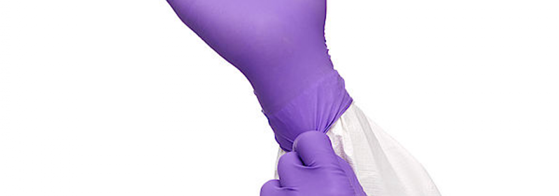 丁腈手套(NBR) vs 乳膠手套 vs PVC手套 – 了解這3種手套的差異