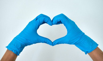 一次性防护手套之丁腈与PVC 手套行业