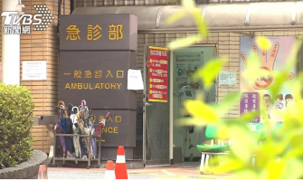 戴口罩進醫院還不夠? 醫生:最好「戴面罩」防護力才夠 戴口罩進醫院還不夠? 醫生:最好「戴面罩」防護力才夠