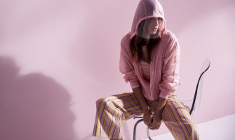 防護衣也走夢幻路線！iROO機能時尚「繽紛衣」讓妳外出更安心