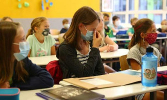 又要開學了!孩子在學校戴什麼類型的口罩最安全? 又要開學了!孩子在學校戴什麼類型的口罩最安全?