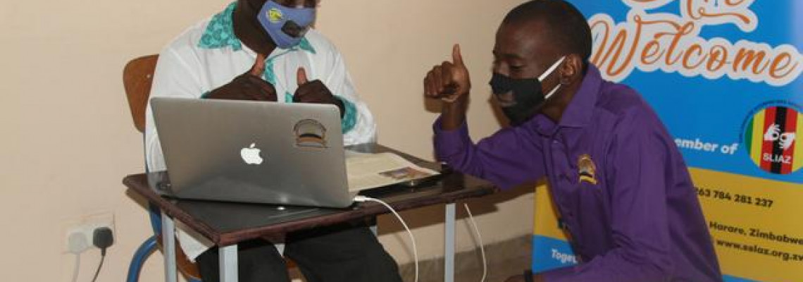 全球連線｜津巴布韋學校自製透明口罩 幫助聽障人士溝通交流