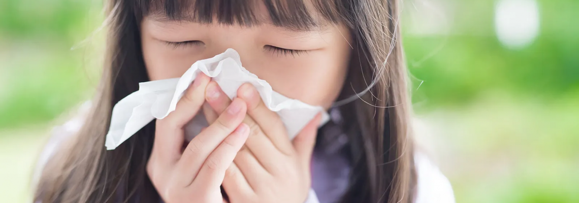 熱到快中暑!醫驚「感冒的人多到像冬天」 雙疫情來勢洶洶 熱到快中暑!醫驚「感冒的人多到像冬天」 雙疫情來勢洶洶