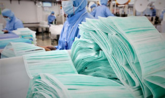 透明口罩助聽損估 2021 年量產，紡織所國家隊扮要角