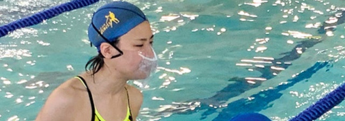 日本公司推透明防水口罩　減低游泳課飛沫傳播　在水裡也要防疫？